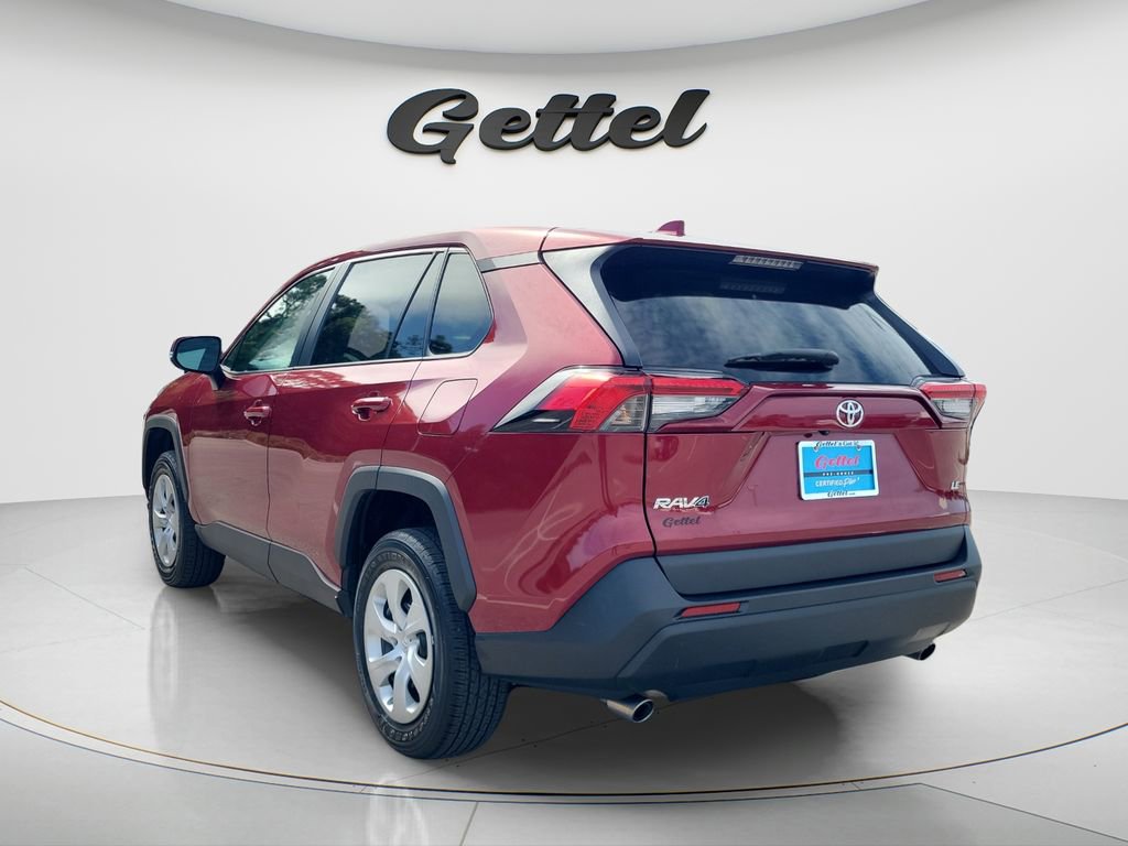Used 2023 Toyota RAV4 LE FWD image 6
