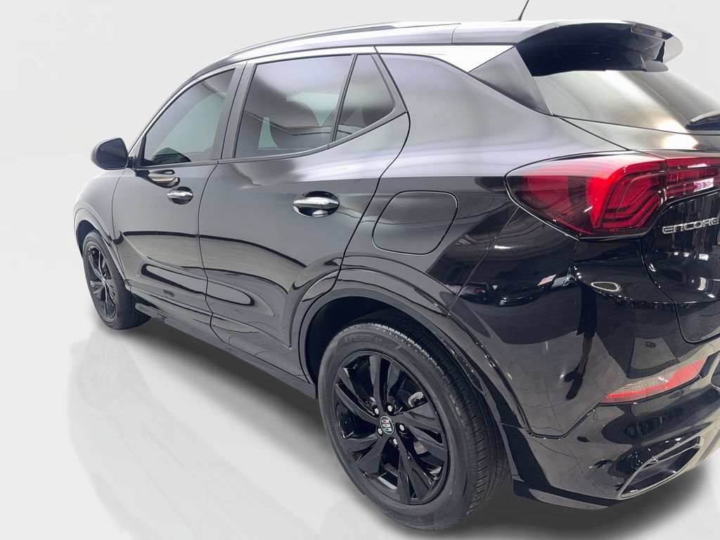 Used 2025 Buick Encore GX Sport Touring w/ Comfort Package FWD image 15