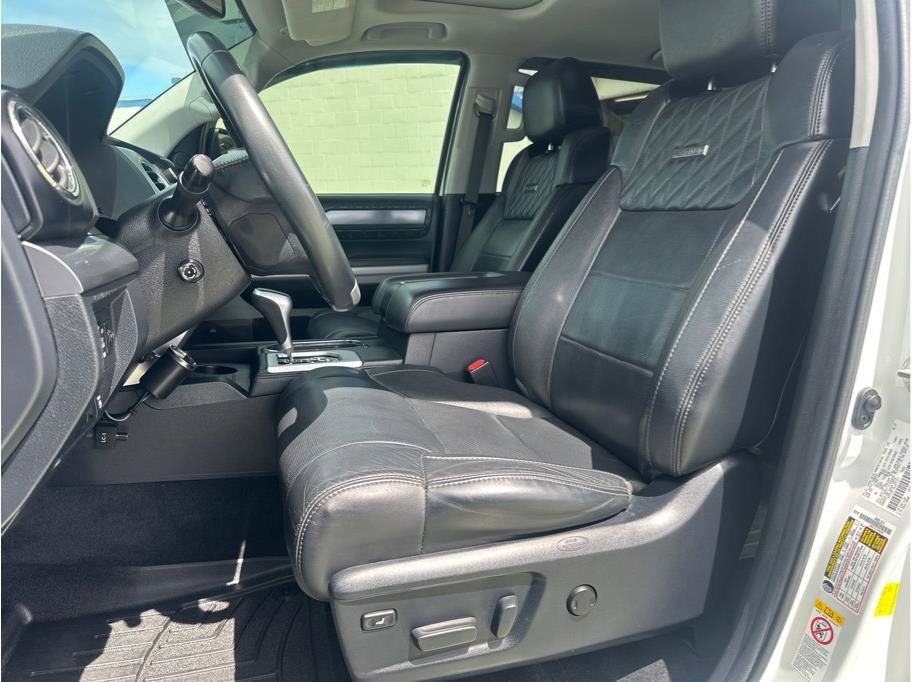 Used 2020 Toyota Tundra Platinum AWD/4WD image 14