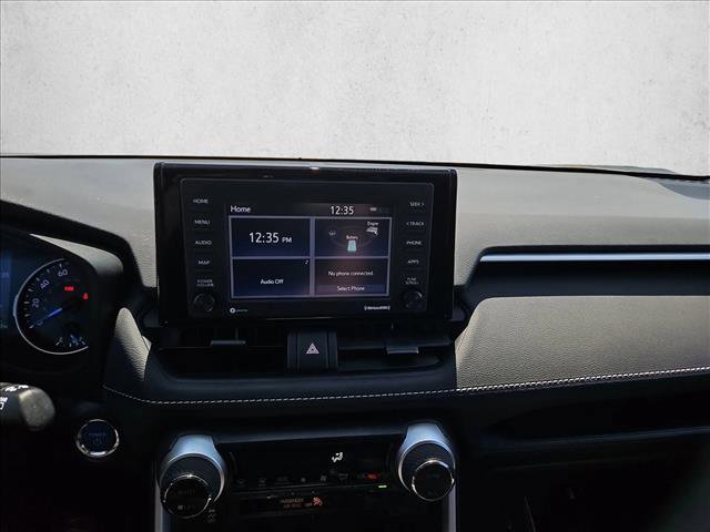 Used 2022 Toyota RAV4 XLE AWD/4WD image 13