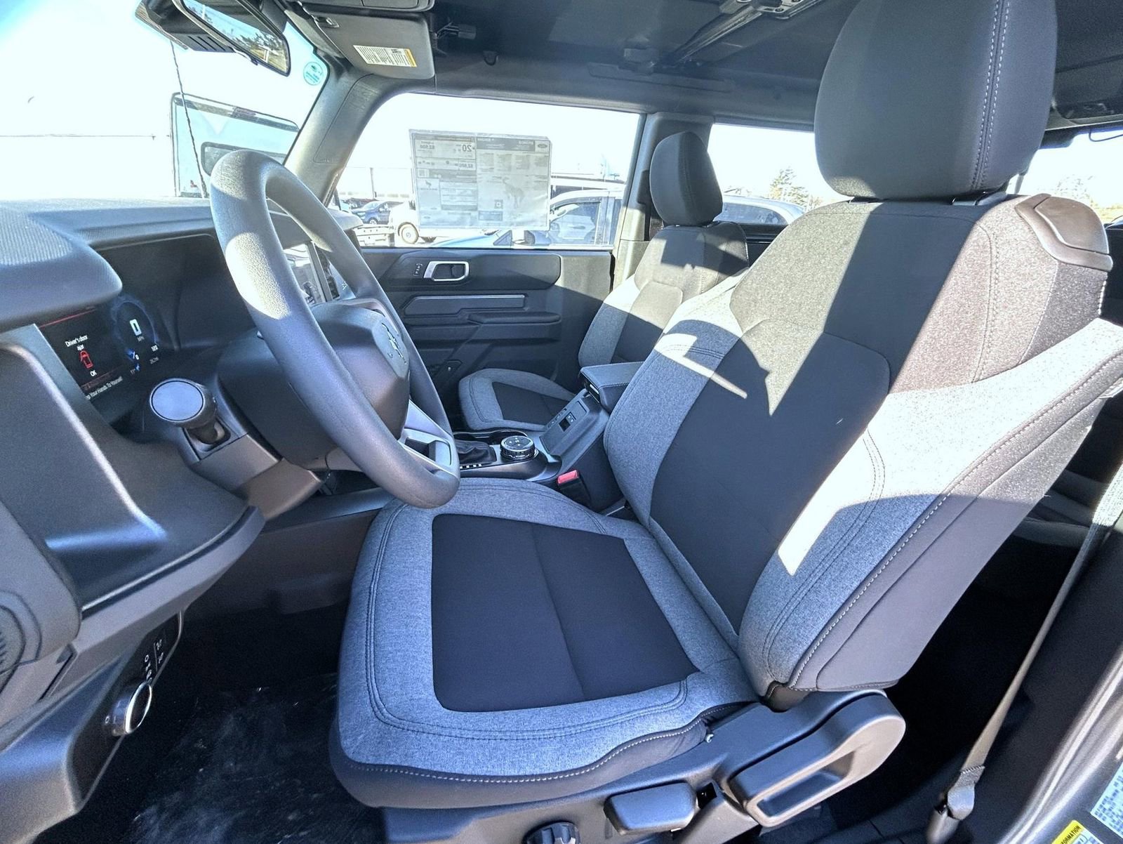 New 2025 Ford Bronco Base image 10