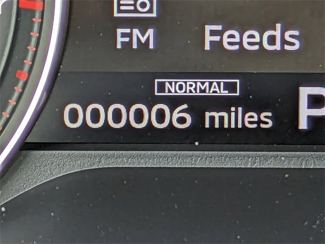 New 2025 Mitsubishi Outlander SE image 31