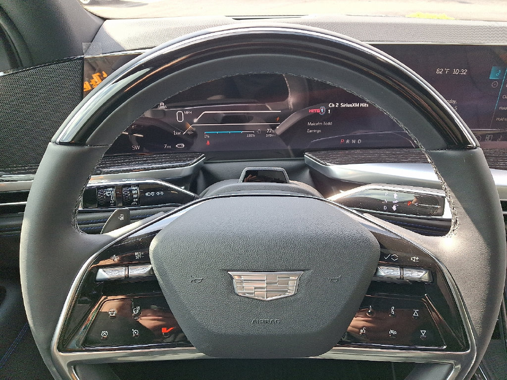 New 2026 Cadillac Escalade IQL Sport 1 w/ LPO, ONYX Package AWD/4WD image 9