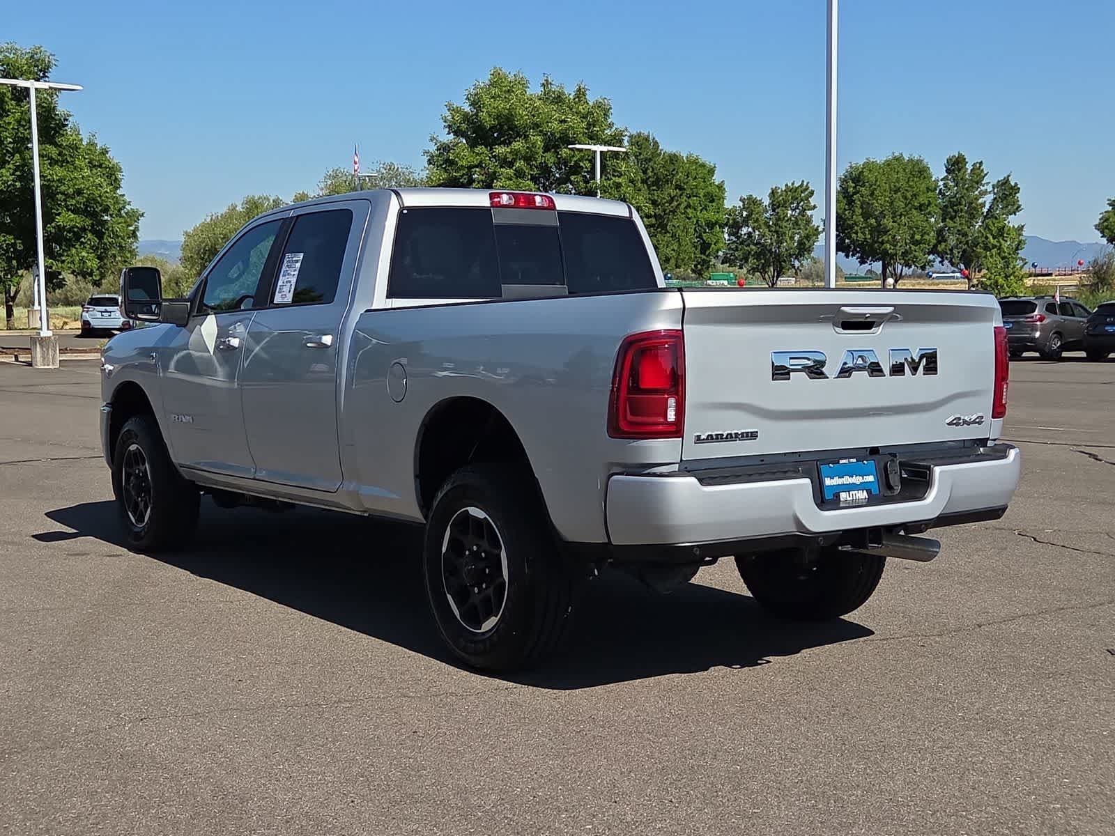 Used 2026 RAM 2500 Laramie AWD/4WD image 12