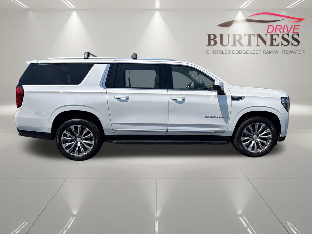 Used 2021 GMC Yukon XL Denali w/ LPO, Illumination Package AWD/4WD image 7