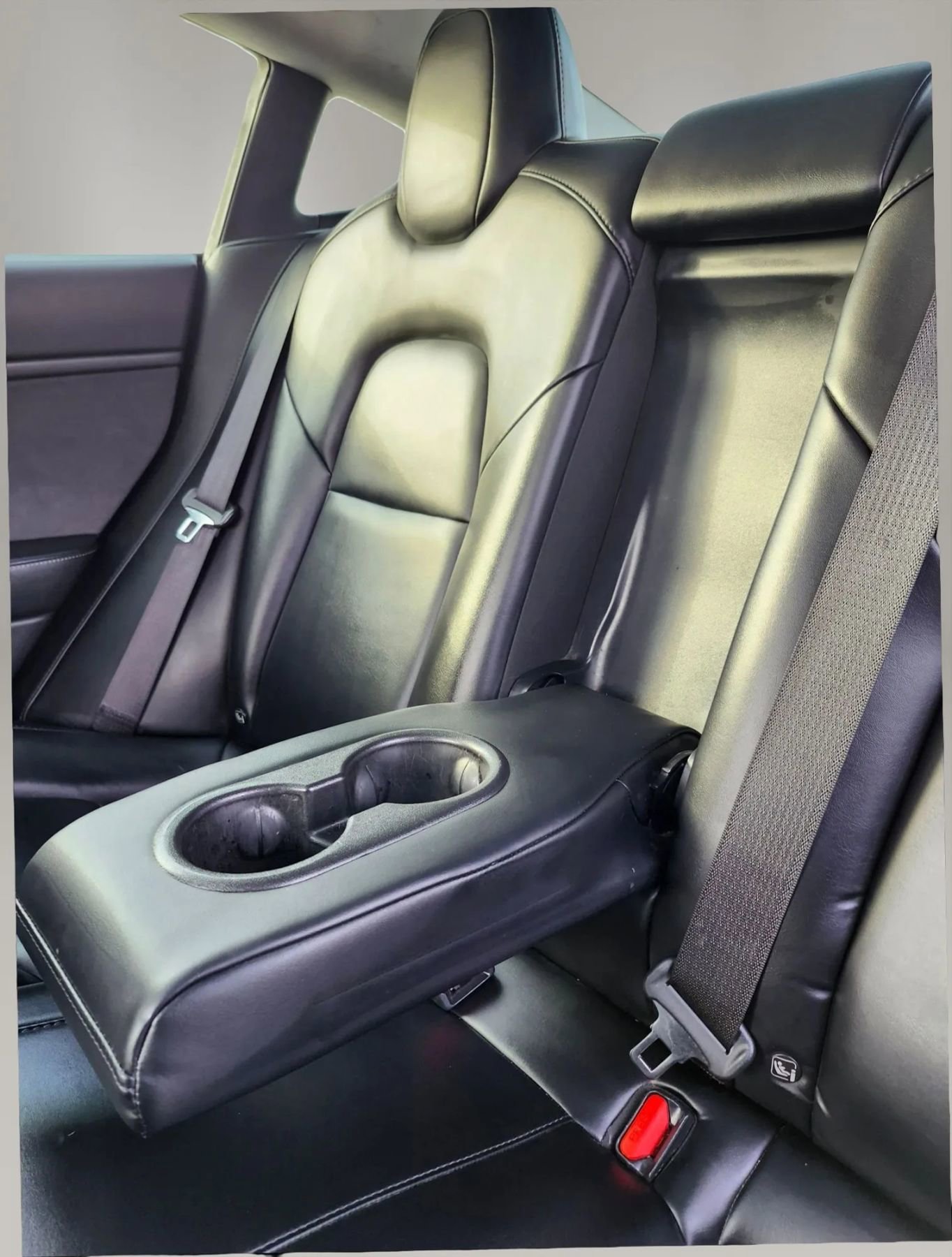 Used 2020 Tesla Model 3 Long Range AWD/4WD image 16