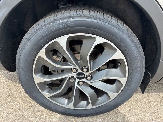 Used 2023 Lincoln Nautilus Reserve w/ Equipment Group 201A image 14