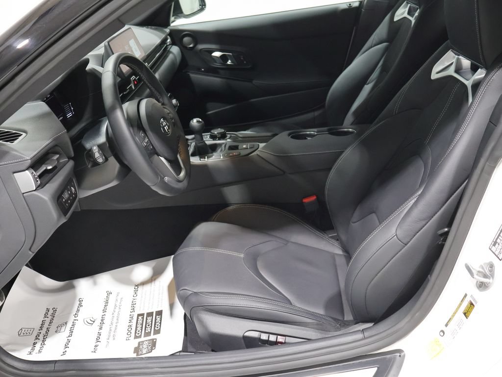 Used 2026 Toyota Supra Premium w/ Driver Assist Package RWD image 10