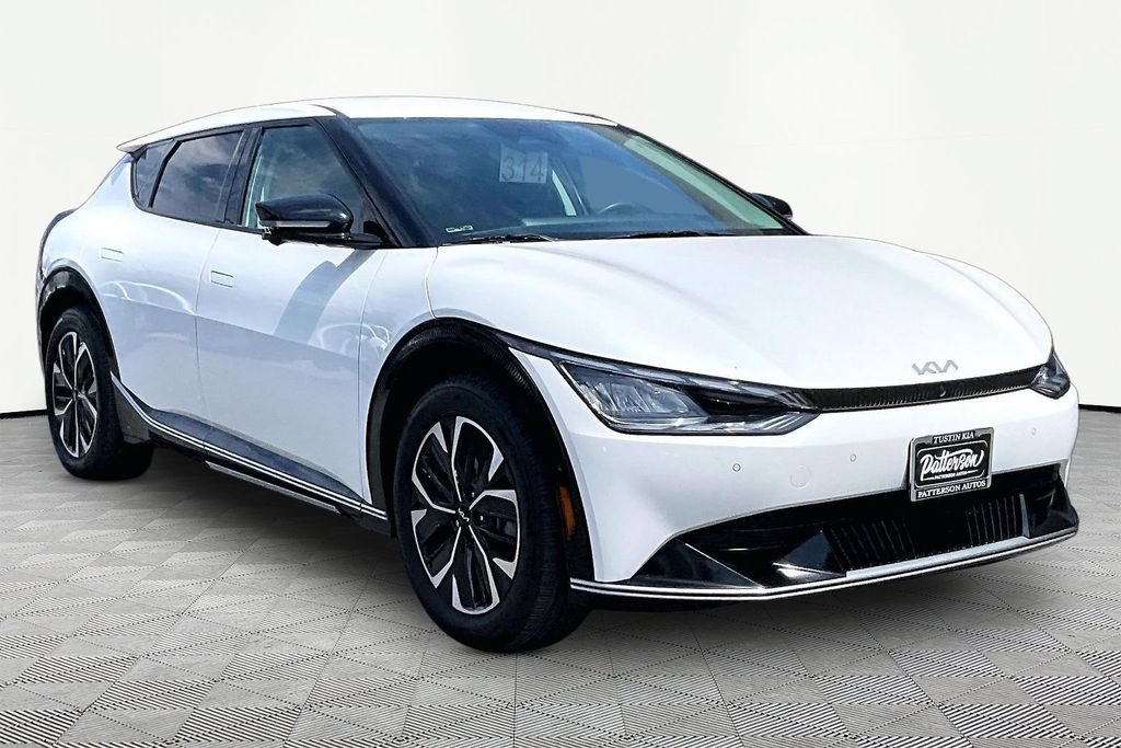 Used 2024 Kia EV6 Wind w/ Wind Technology Package RWD image 5