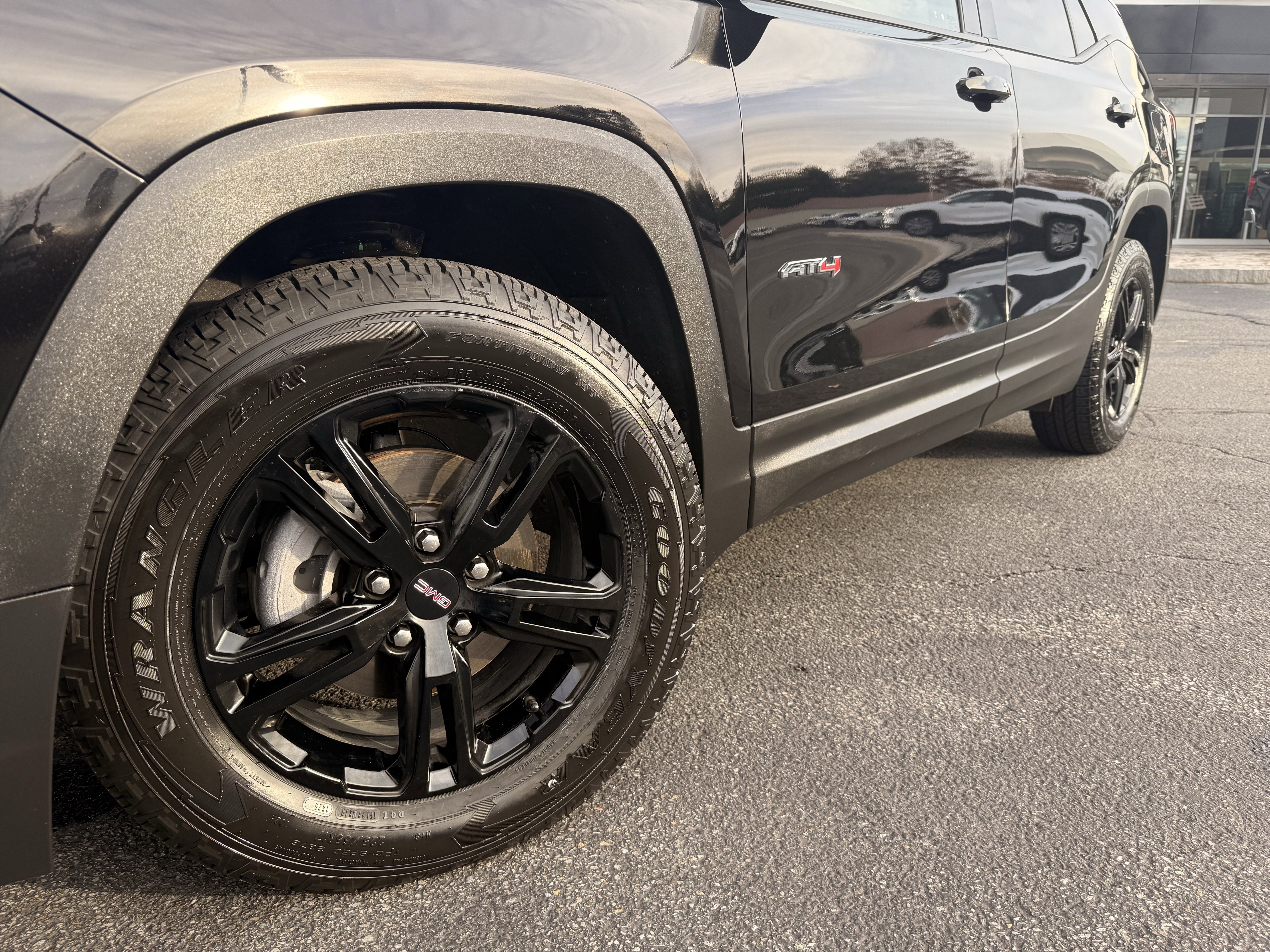 Certified 2023 GMC Terrain AT4 w/ Infotainment Package II image 22