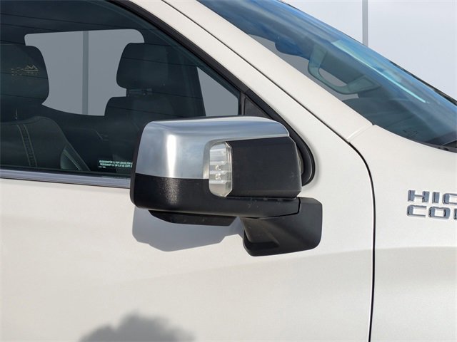 Used 2023 Chevrolet Silverado 1500 High Country w/ Technology Package image 11