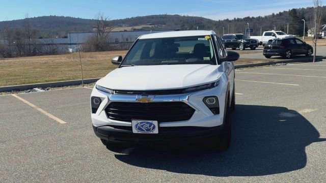 New 2026 Chevrolet TrailBlazer LS AWD/4WD image 3
