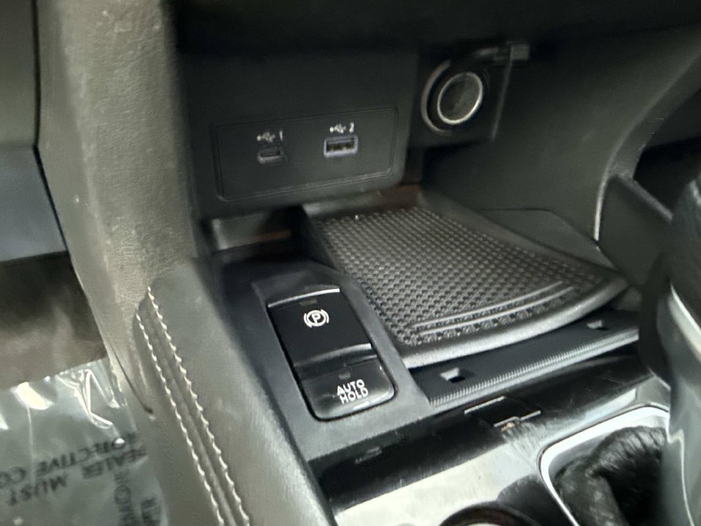 Used 2022 Nissan Kicks SV FWD image 30