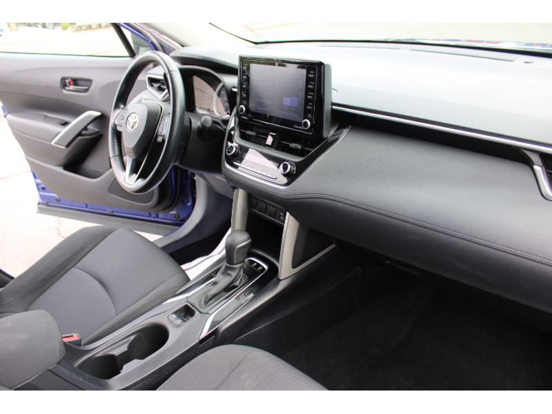 Used 2022 Toyota Corolla Cross LE image 27