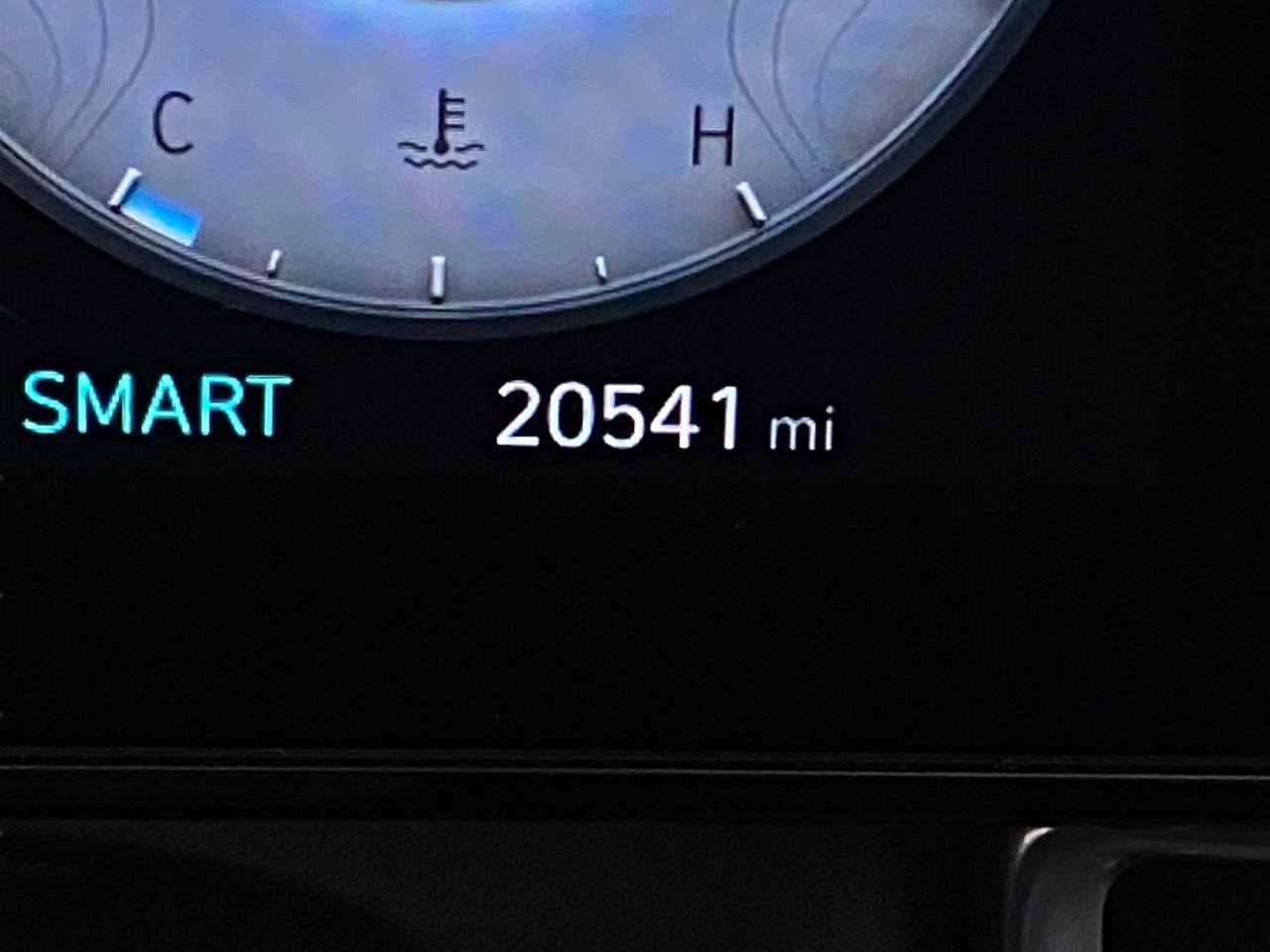 Used 2025 Hyundai Elantra SEL image 17