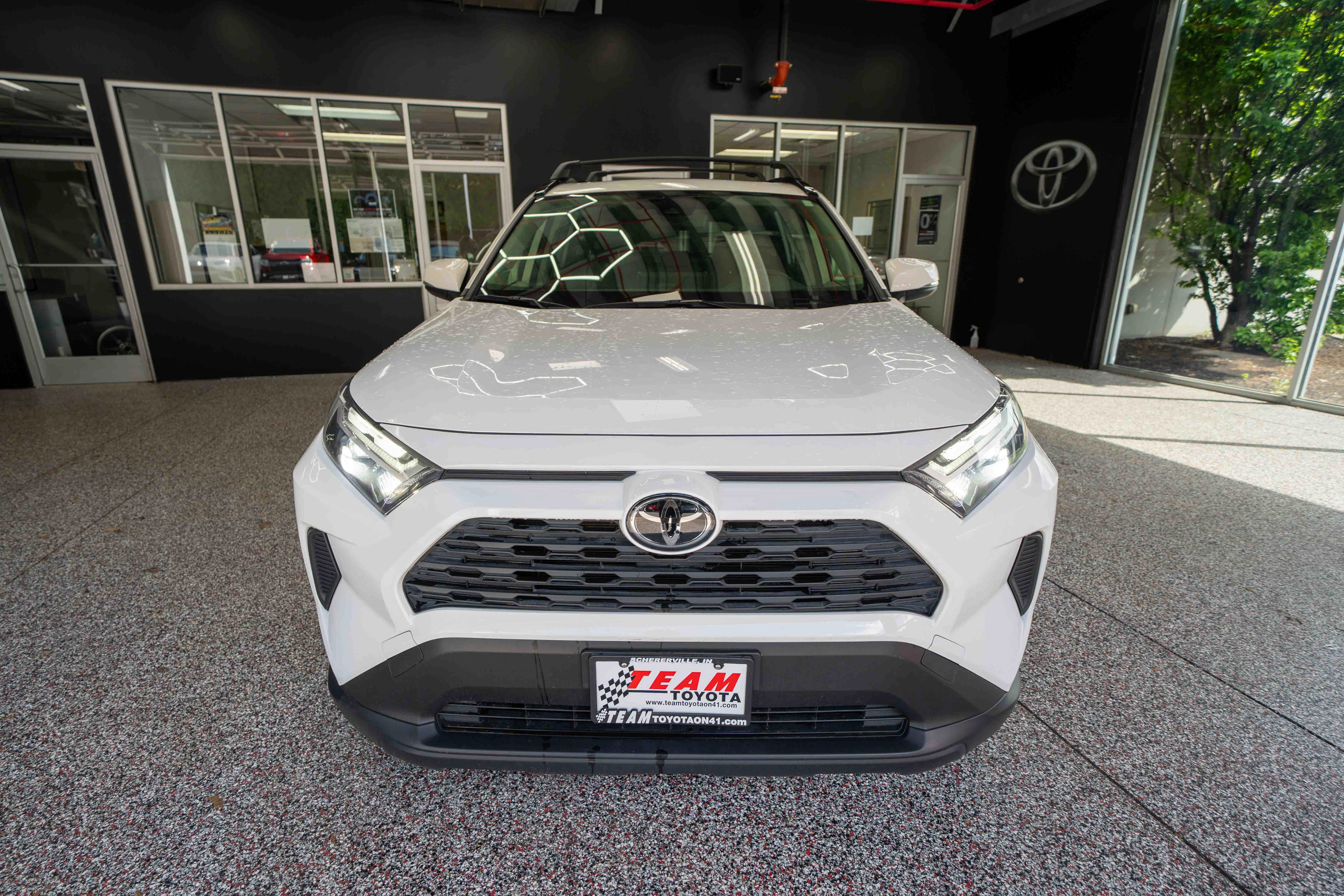 Used 2023 Toyota RAV4 XLE w/ Convenience Package AWD/4WD image 6