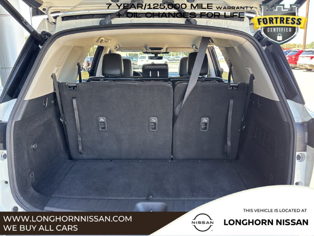 Used 2024 Nissan Pathfinder SL FWD image 25