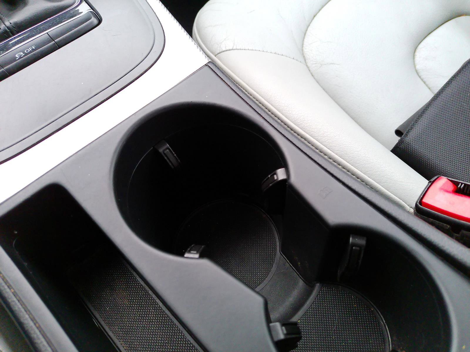 Used 2013 Audi A4 2.0T Premium image 16