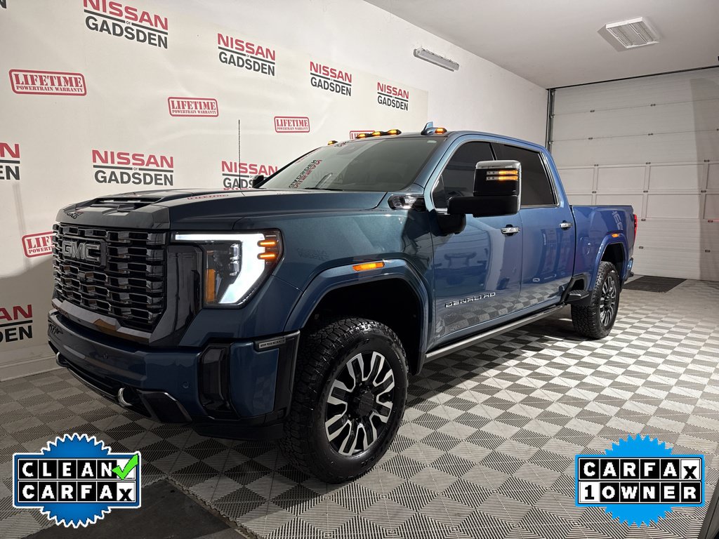 Used 2024 GMC Sierra 2500 Denali Ultimate AWD/4WD image 2