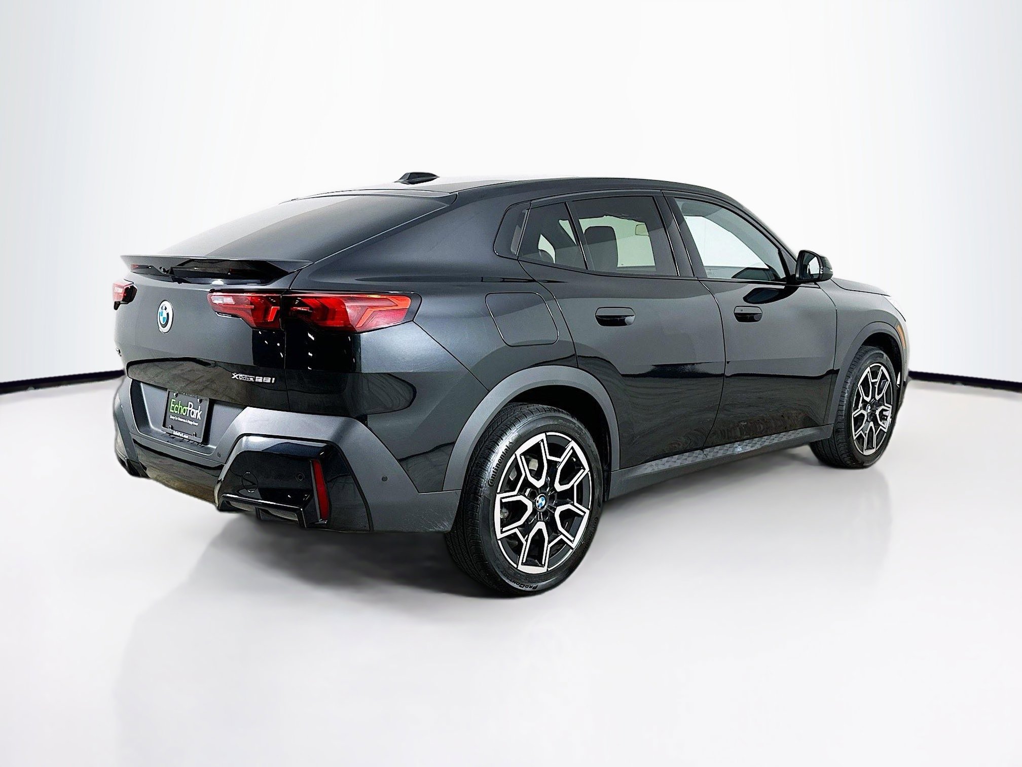 Used 2025 BMW X2 xDrive28i image 9