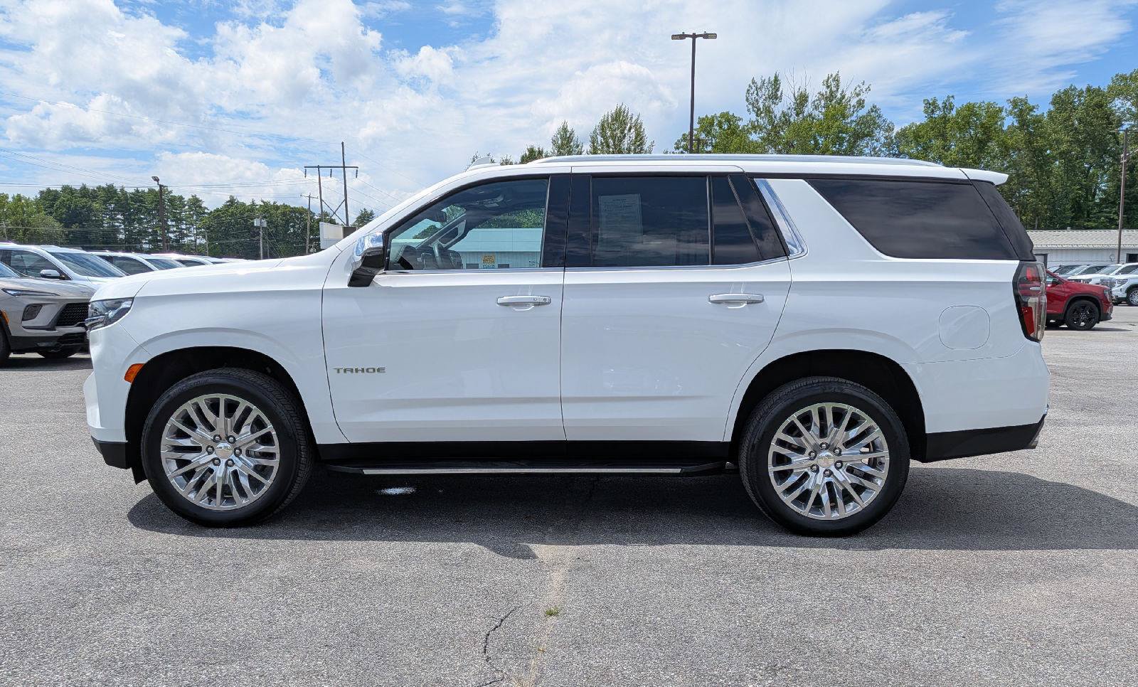 Used 2023 Chevrolet Tahoe Premier AWD/4WD image 5