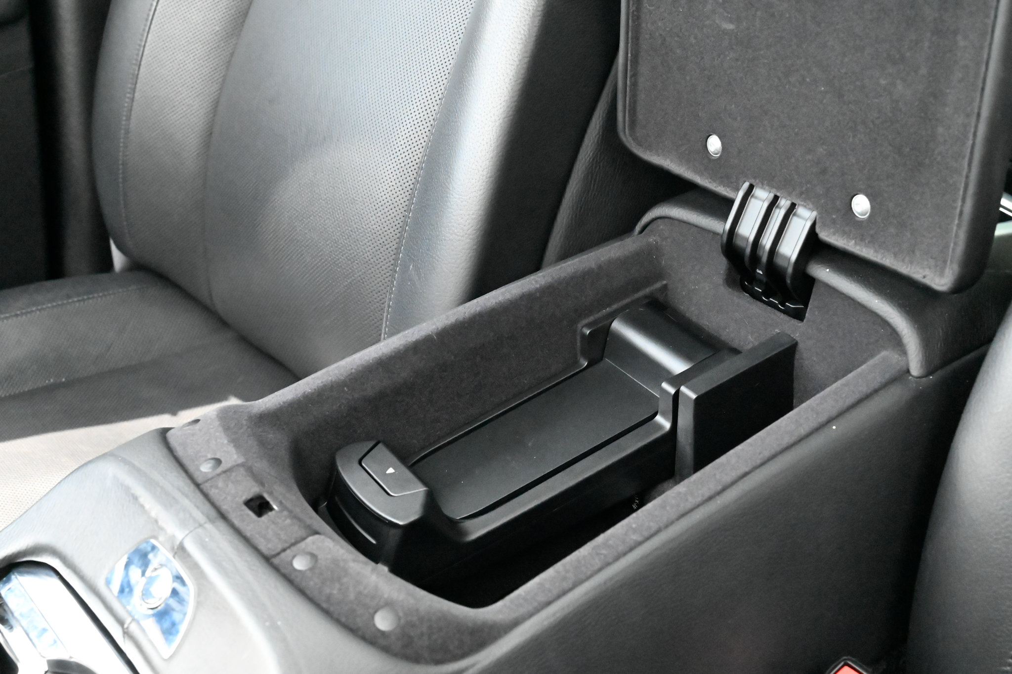 Used 2013 Rolls-Royce Ghost RWD image 41