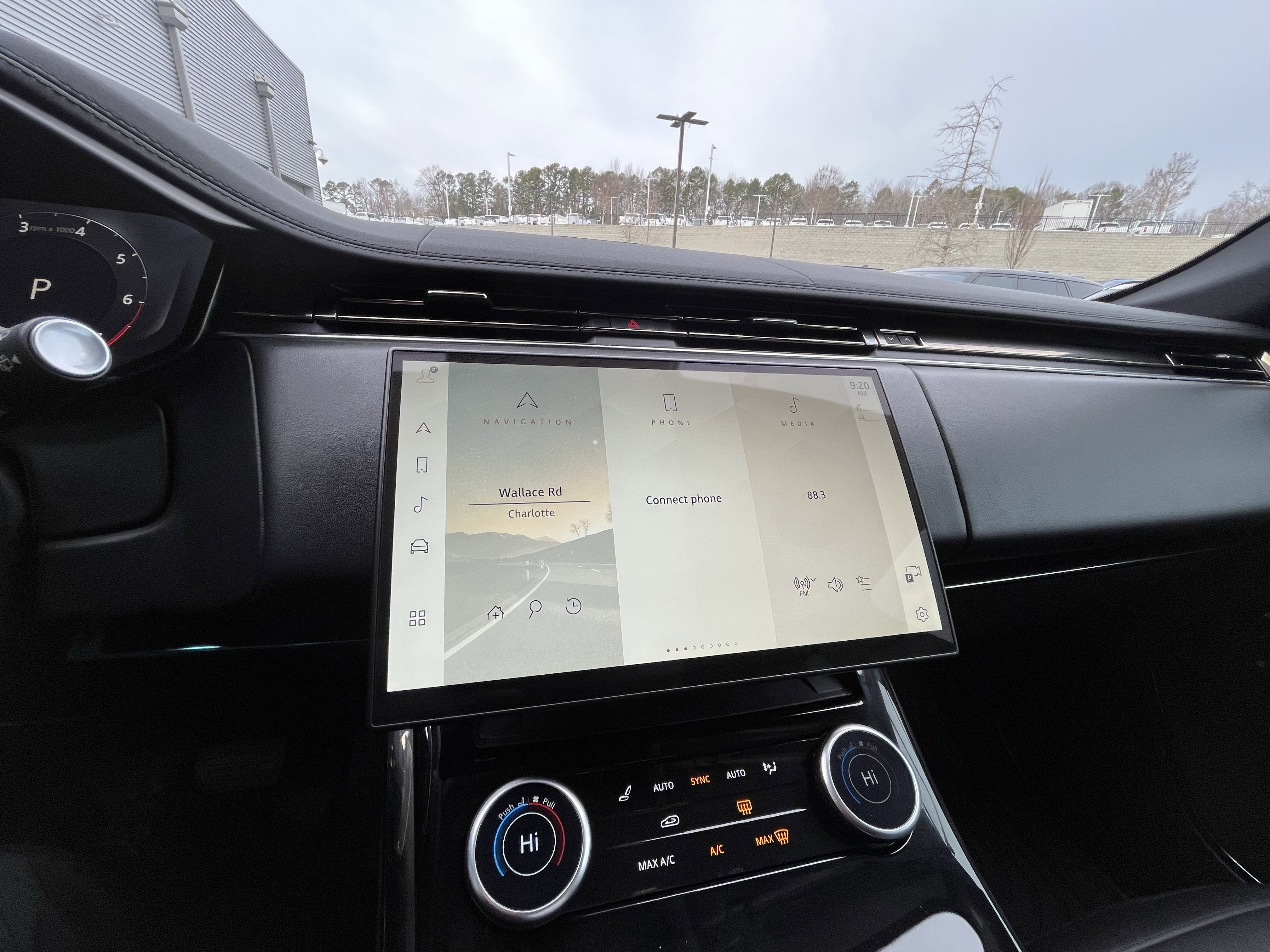 Certified 2023 Land Rover Range Rover Sport SE image 23