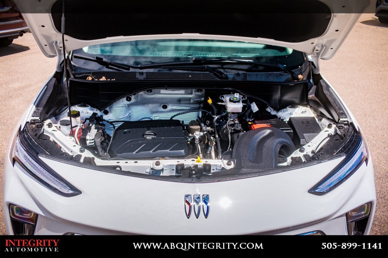 Used 2024 Buick Encore GX Sport Touring image 37