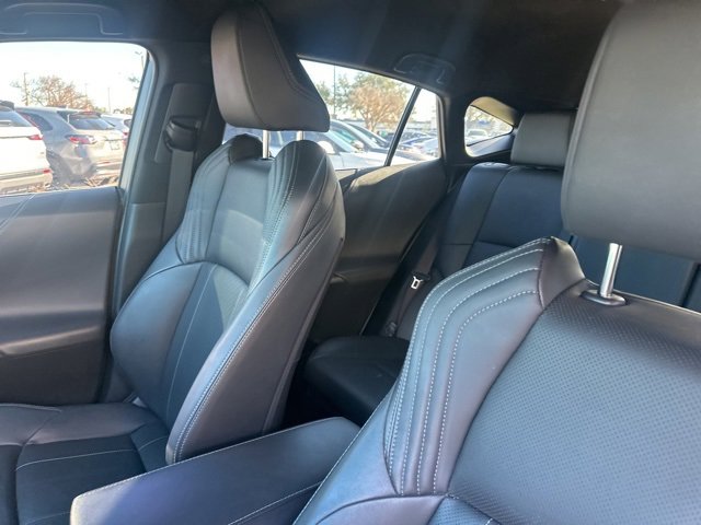 Used 2024 Toyota Venza Limited image 18