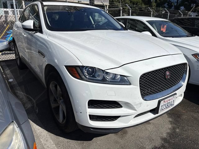 Used 2017 Jaguar F-PACE Premium AWD/4WD image 2