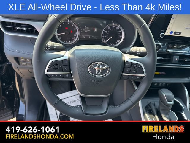 Used 2026 Toyota Highlander XLE AWD/4WD image 16