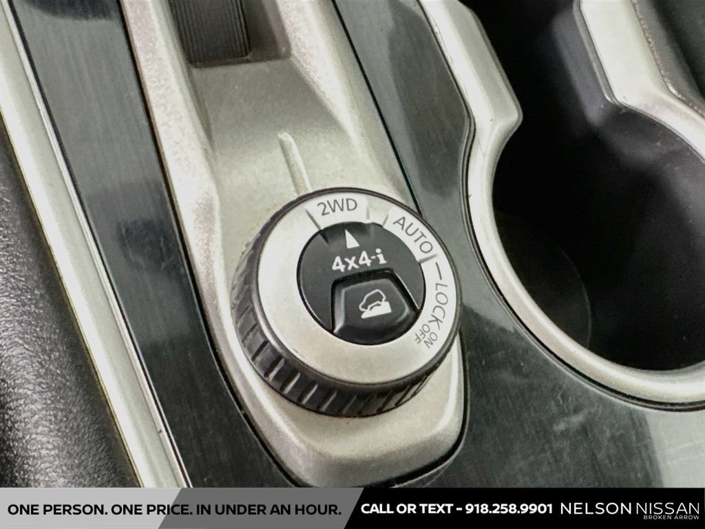 Used 2019 Nissan Pathfinder SV AWD/4WD image 31