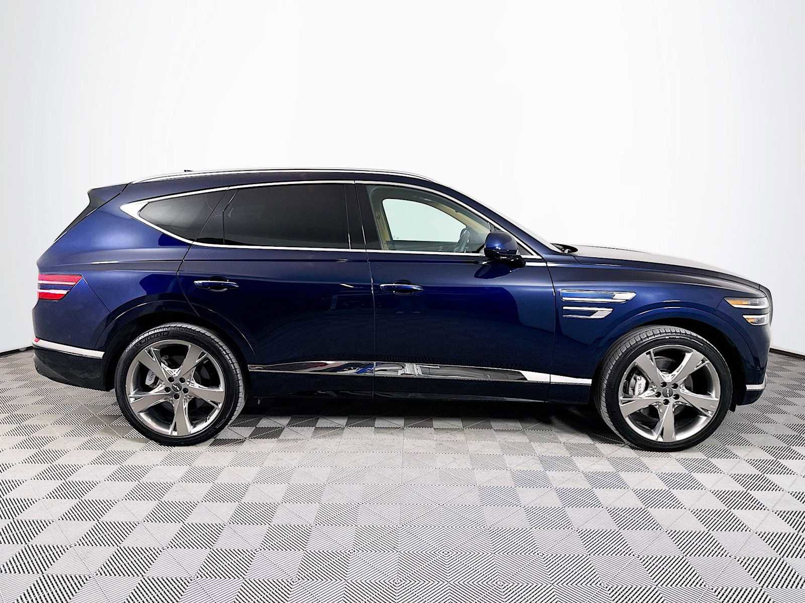 Used 2023 Genesis GV80 2.5T w/ Prestige Package image 4