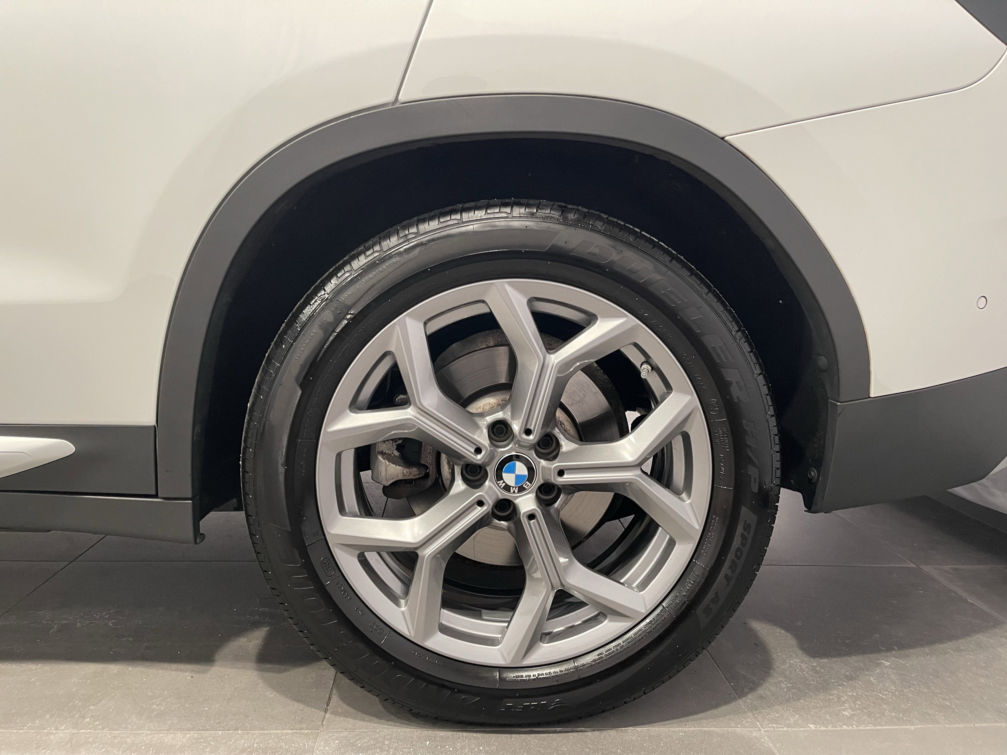 Used 2023 BMW X3 xDrive30i w/ Premium Package image 9