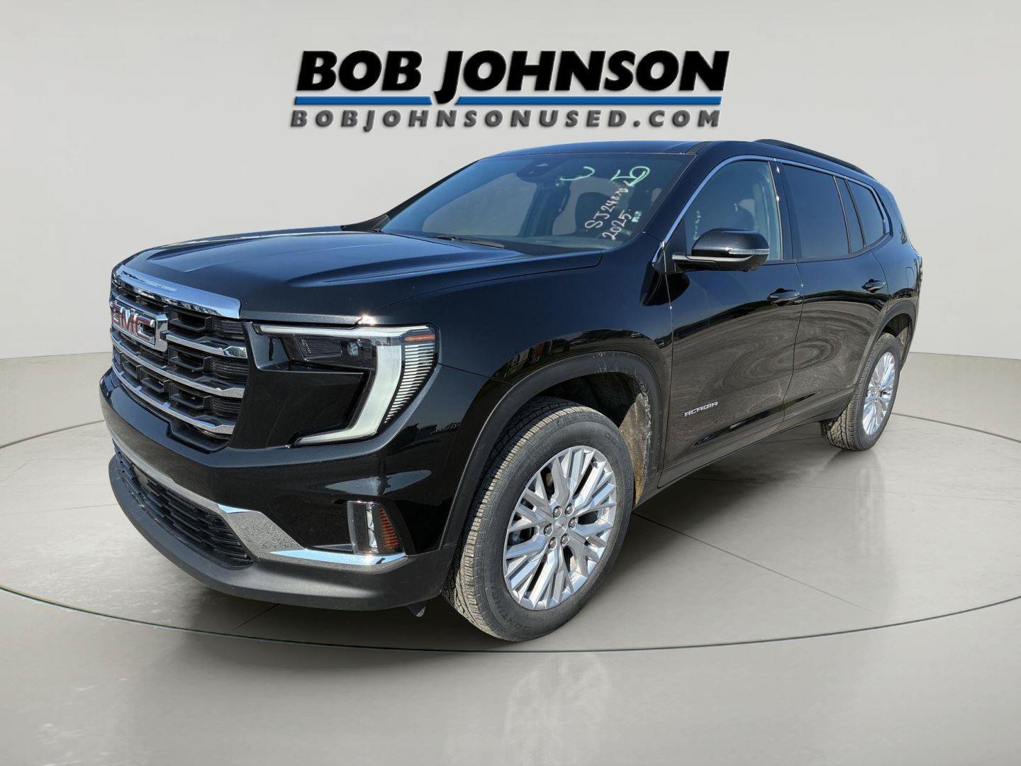 Used 2025 GMC Acadia Elevation w/ Elevation Premium Package AWD/4WD image 9
