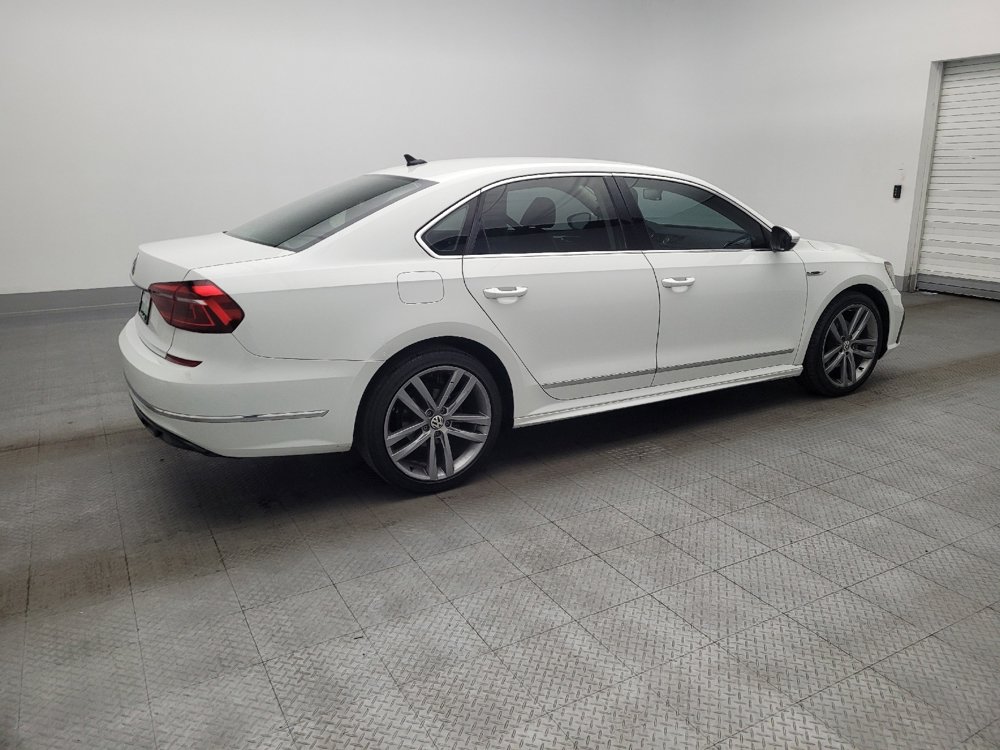 Used 2017 Volkswagen Passat 1.8T R-Line image 10