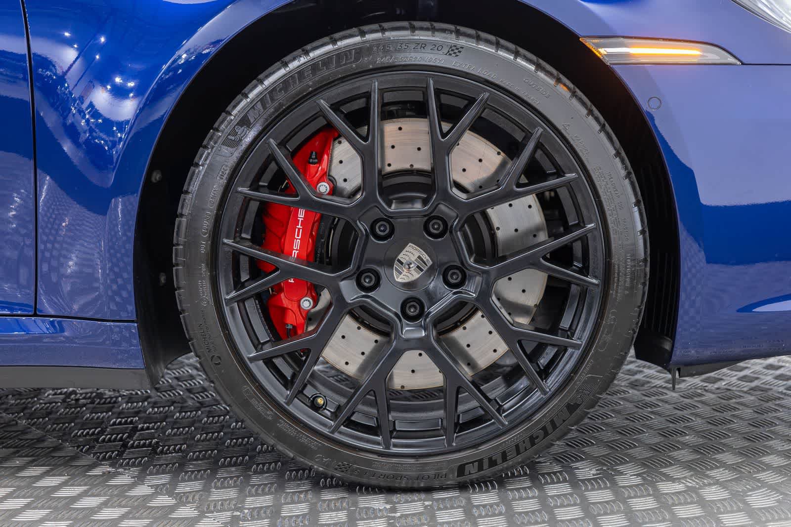 Used 2024 Porsche 911 Carrera GTS RWD image 48