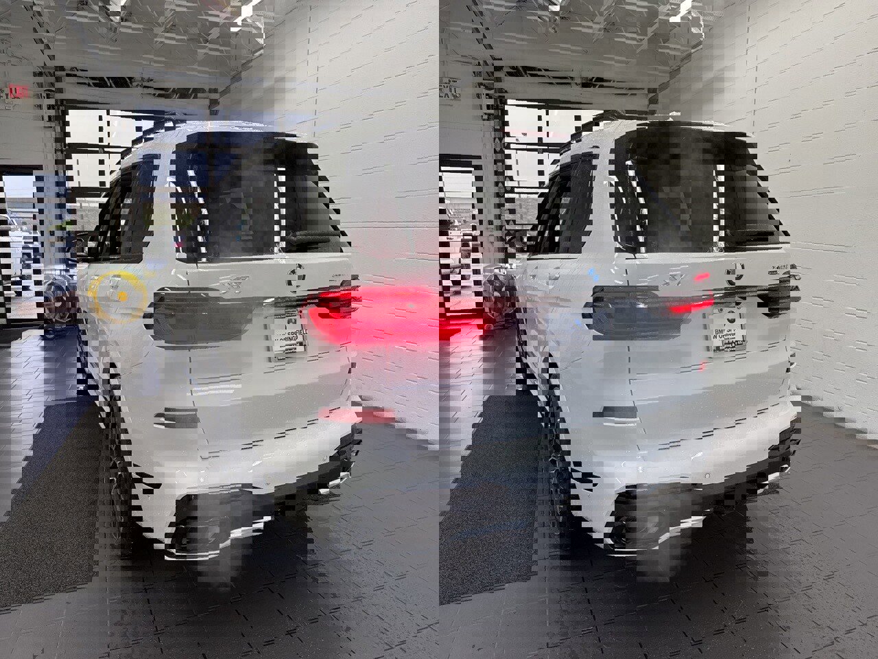 New 2026 BMW X7 xDrive40i image 6