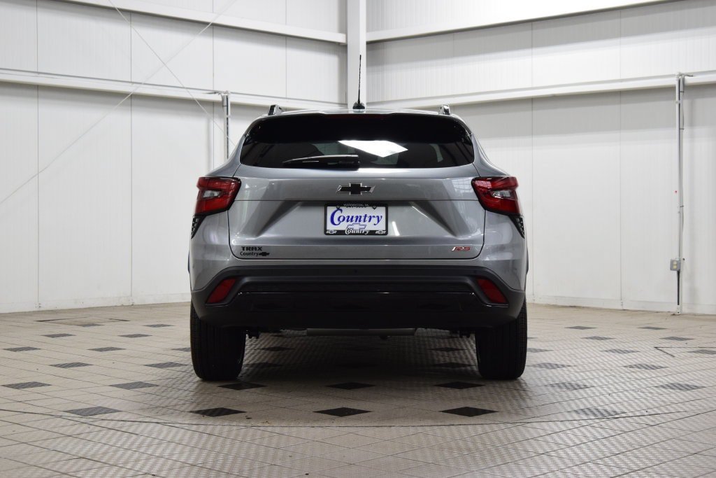 New 2026 Chevrolet Trax RS w/ Sunroof Package FWD image 7