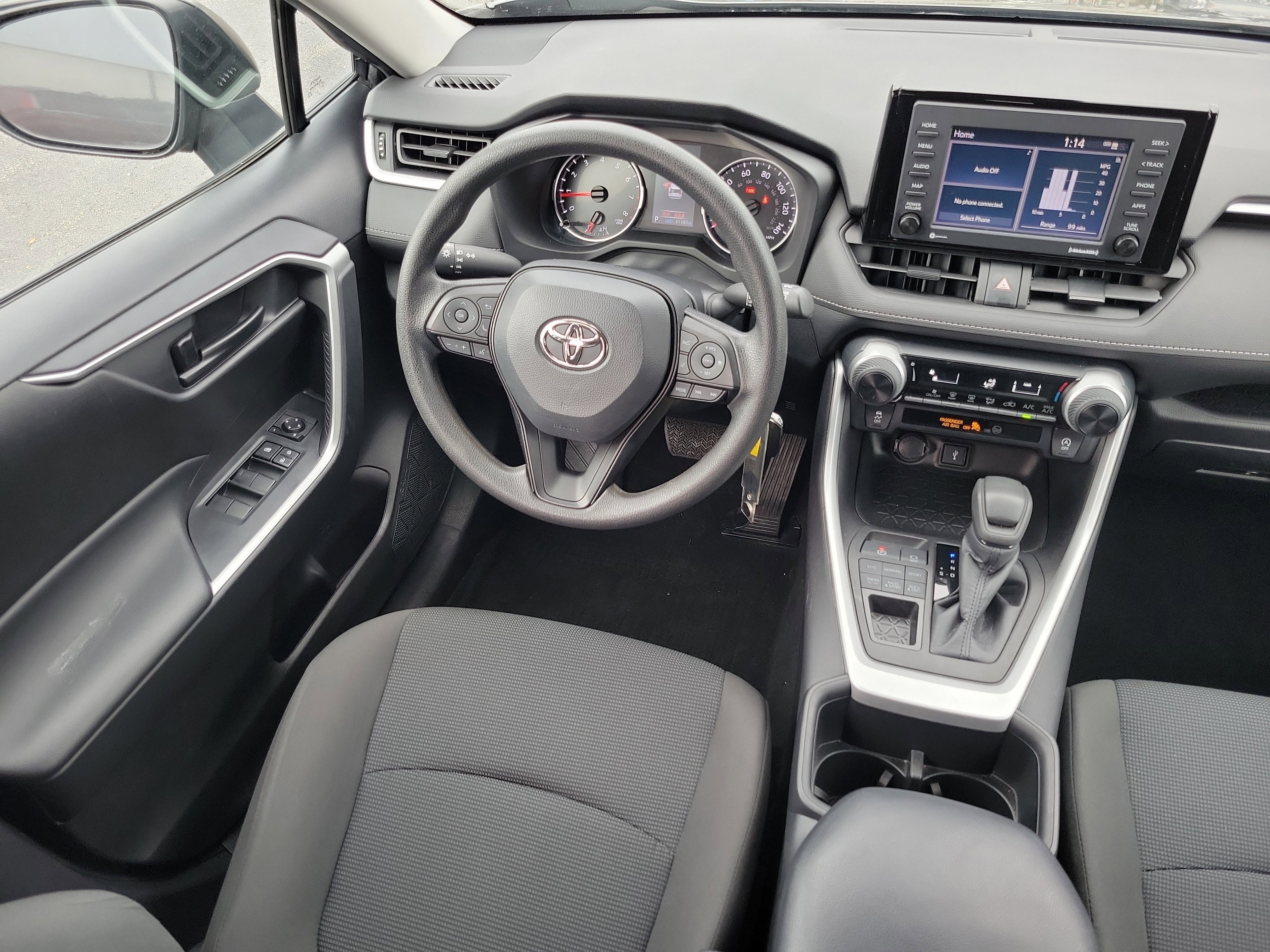 Used 2022 Toyota RAV4 LE image 14