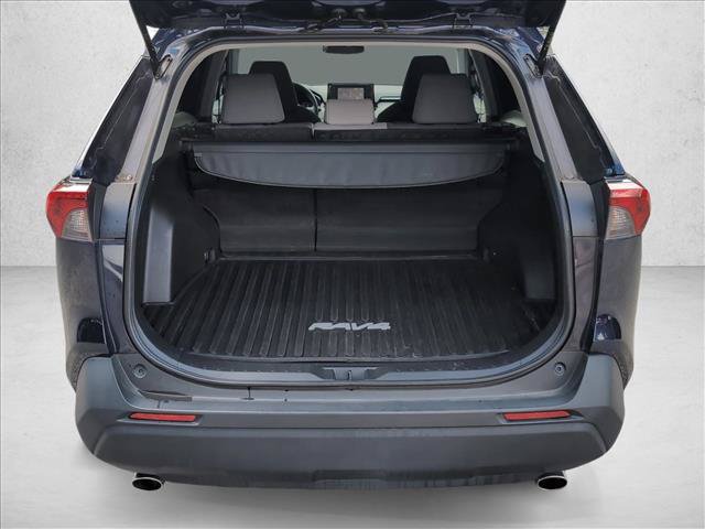 Used 2021 Toyota RAV4 XLE AWD/4WD image 7