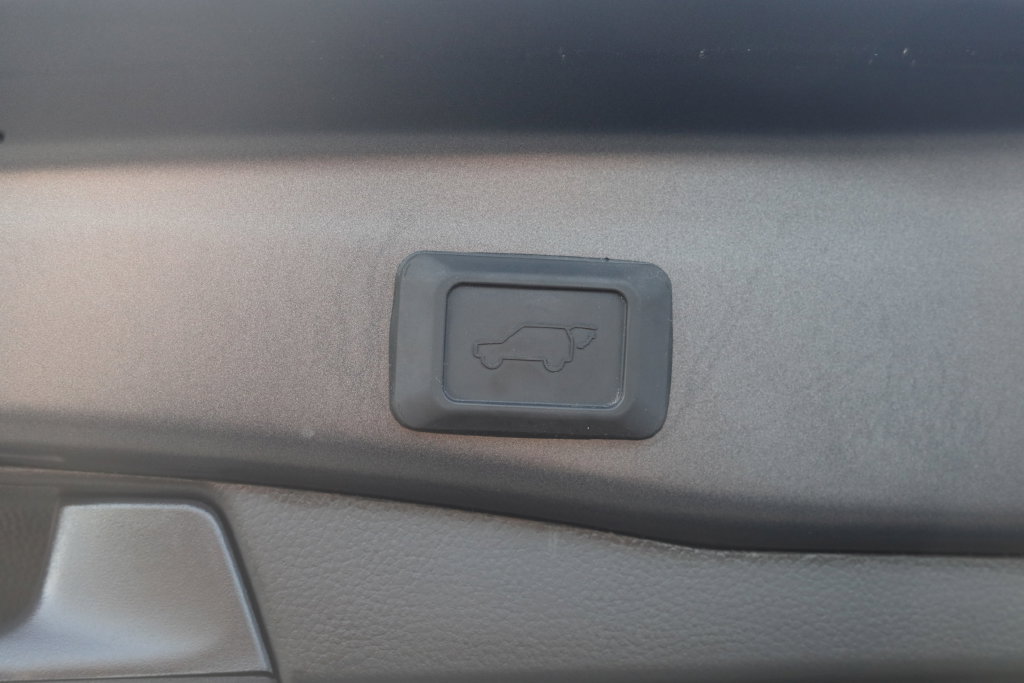 Used 2024 Toyota RAV4 XLE w/ Convenience Package AWD/4WD image 23