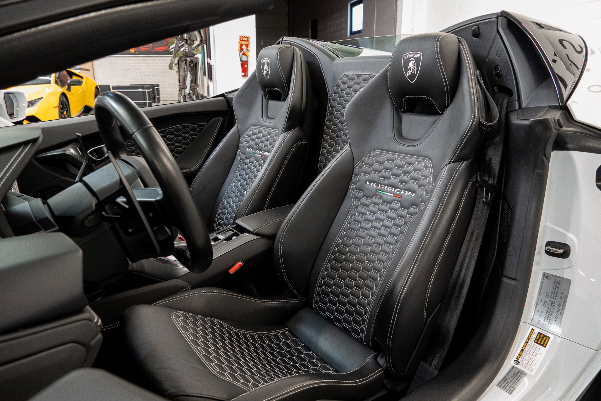 Used 2017 Lamborghini Huracan LP 580-2 image 14