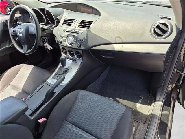 Used 2011 MAZDA MAZDA3 i Sport FWD image 18