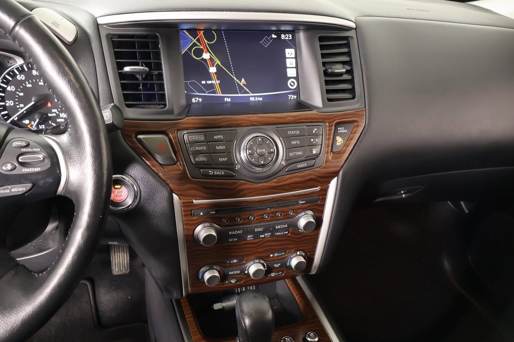 Used 2019 Nissan Pathfinder Platinum image 5