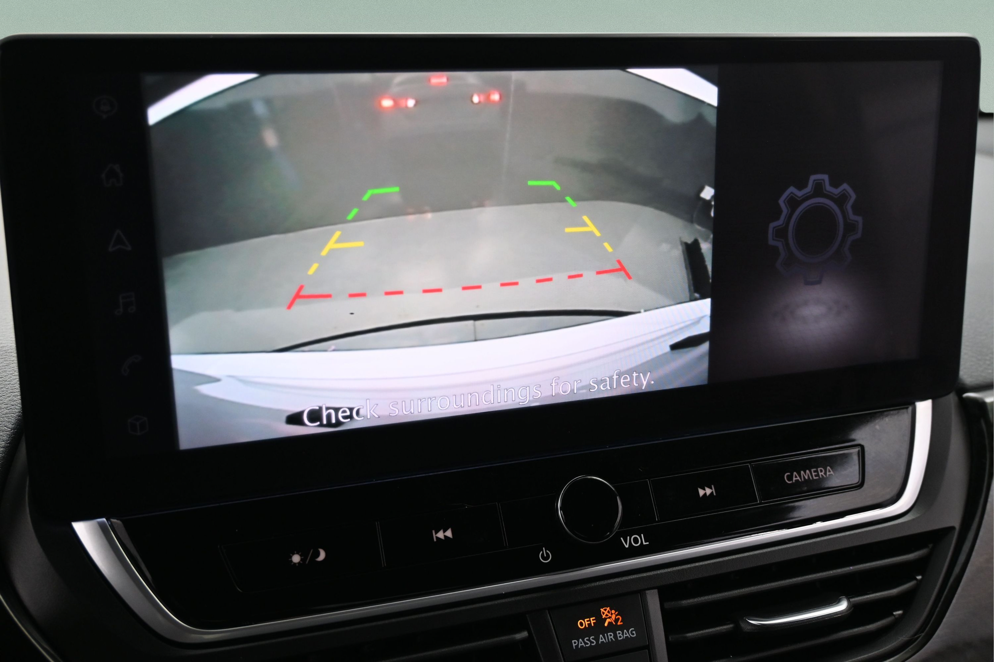Used 2024 Nissan Altima 2.5 SR w/ SR Premium Package FWD image 17