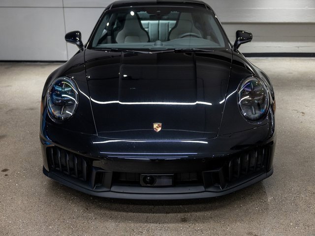 Used 2025 Porsche 911 Carrera GTS image 12