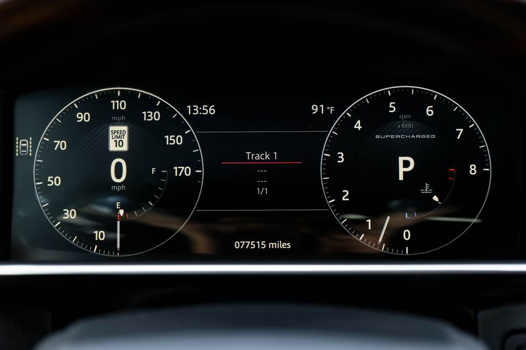 Used 2017 Land Rover Range Rover Supercharged image 17