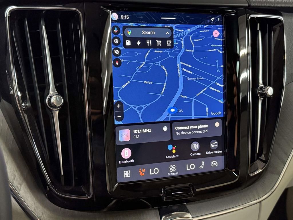 Used 2025 Volvo XC60 T8 Plus w/ Climate Package image 6