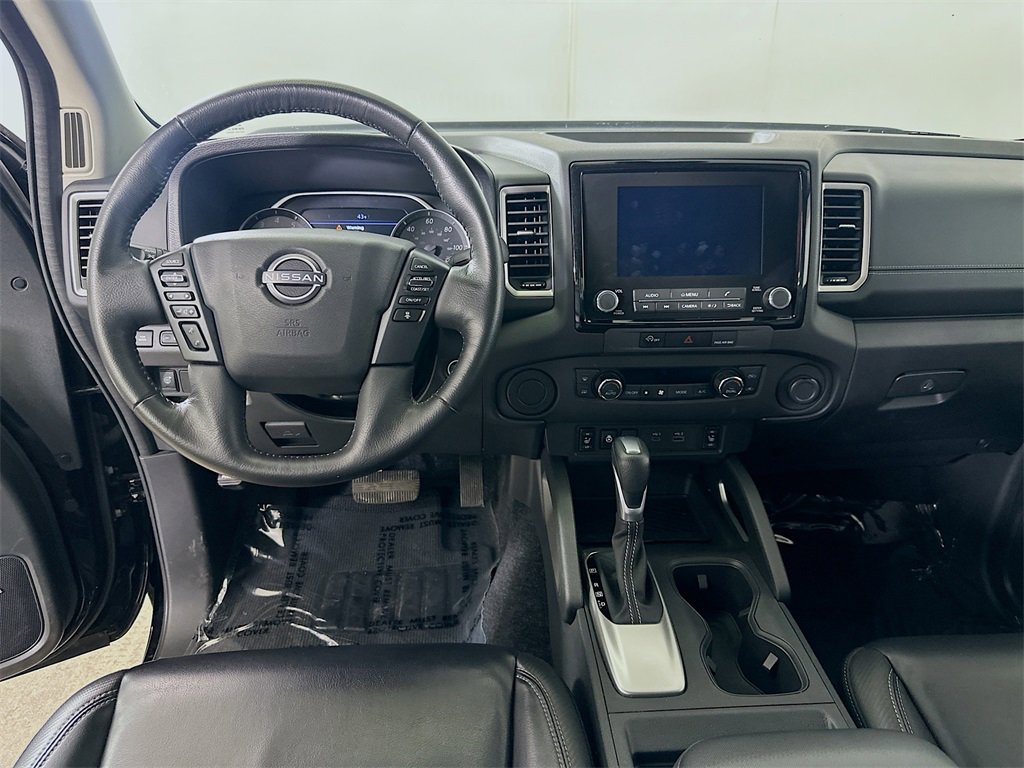 Used 2024 Nissan Frontier SL w/ Technology Package image 17